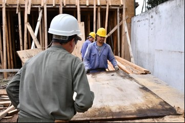 Arreglan más de 80 escuelas en la zona Oeste para la vuelta a clases