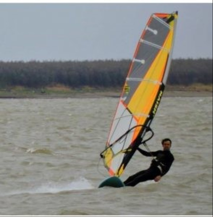 La costa del Paraná en Ramallo es uno de los destinos más elegidos para descansar y disfrutar del río. Foto: Ramallo Turismo.