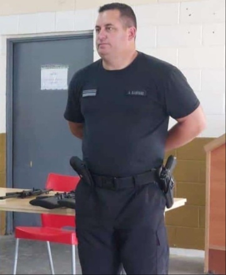 El agente penitenciario Jorge Luis Castells (40) murió en una pelea con otro automovilista en el estacionamiento de un hipermercado de La Plata.