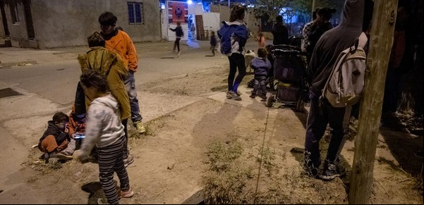 Niños y adolescentes: las ayudas del Estado redujeron la indigencia, pero no la pobreza
