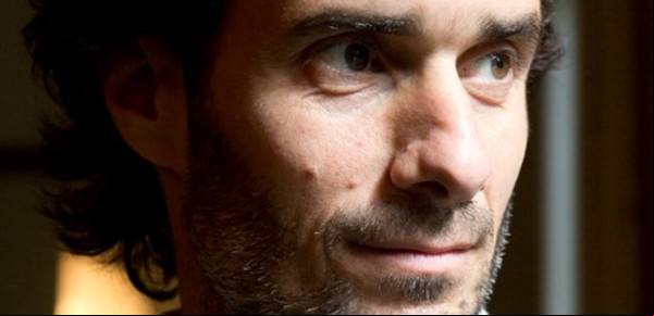 Física cuántica y literatura: Javier Argüello rompe los límites de la narrativa