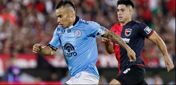 Newell's no supera el clásico con Central: igualó con Belgrano pero los flashes se los llevó la barra que salió a pelearse con la hinchada canalla