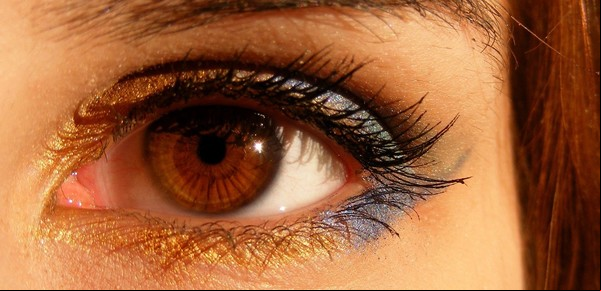 Qué vitamina protege los ojos y previene las cataratas