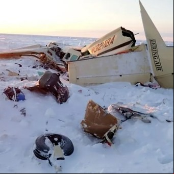 Se supo lo que motivó que un avión de pasajeros se estrellara en Alaska 