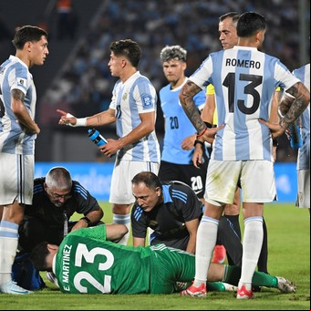 El tremendo choque entre Dibu Martínez y Tagliafico que encendió las alarmas de Argentina en el Centenario