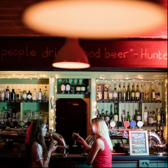 En Pergamino, el histórico bar que cumplió 104 años y conserva su esencia como un ícono de la ciudad
