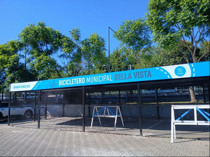 En Bella Vista, el espacio podrá alojar hasta 40 bicis. Están terminando de colocar las cámaras de seguridad.