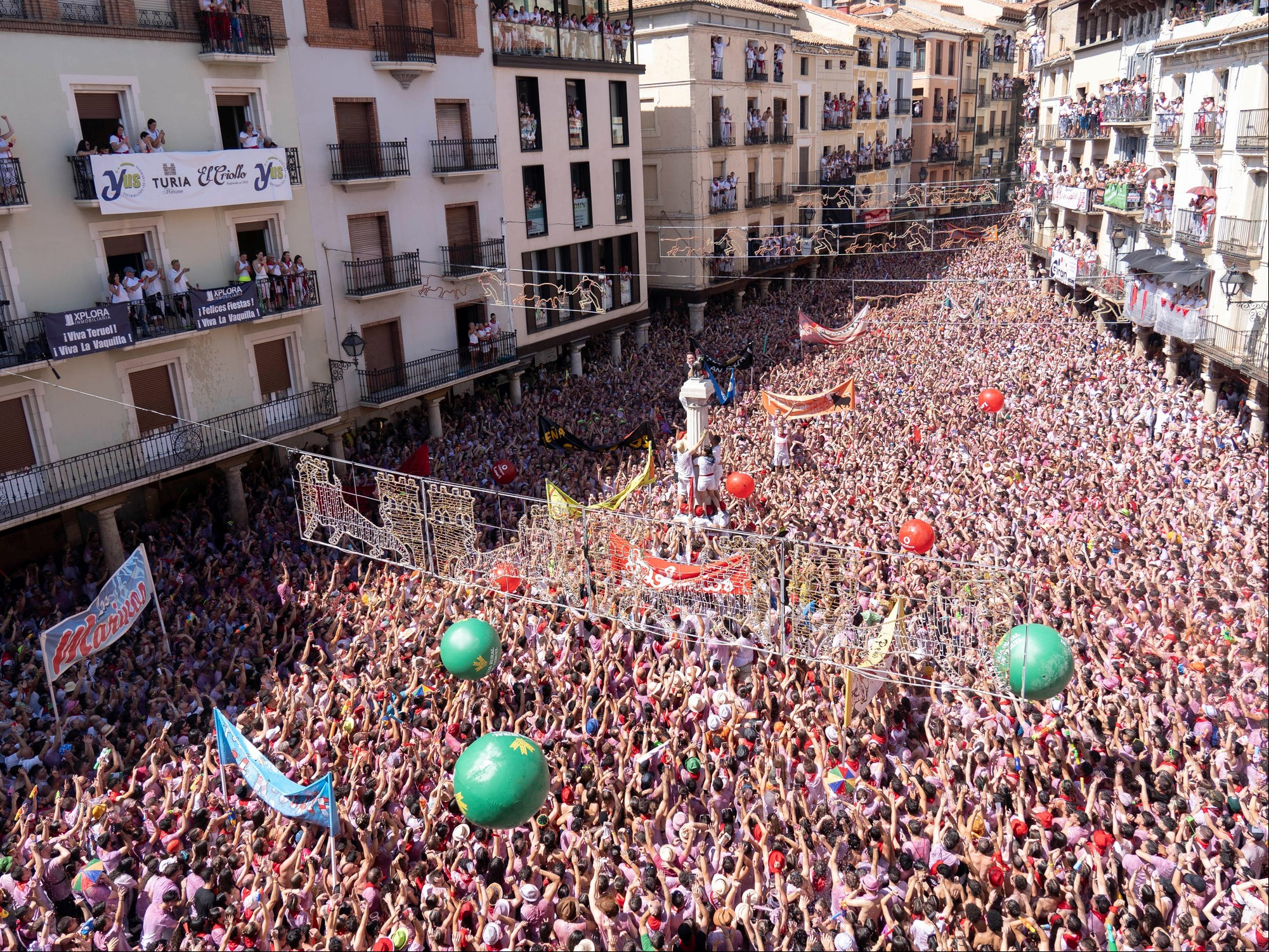 La Vaquilla de Teruel, una fiesta que rinde homenaje al toro. Foto: EFE/Antonio García.