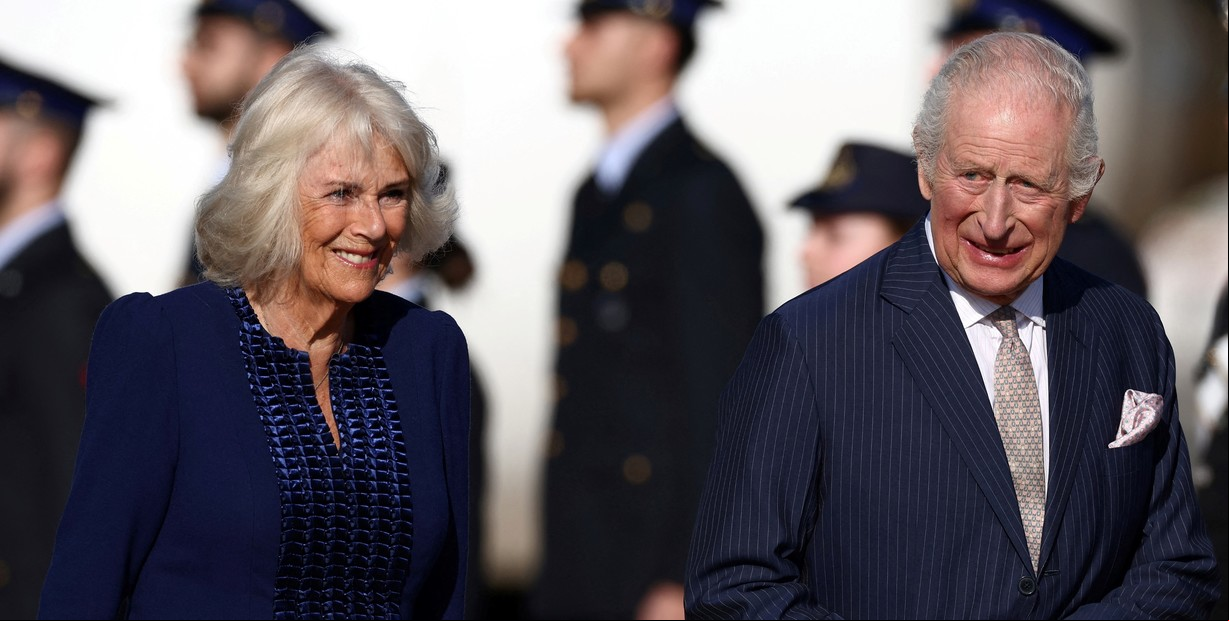 El rey Carlos III viajó a Italia tras el susto por el cáncer, pero no se verá con el papa Francisco