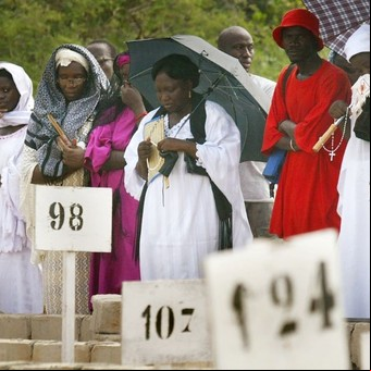 Cuerpos profanados por odio: el infierno de los cementerios en Senegal