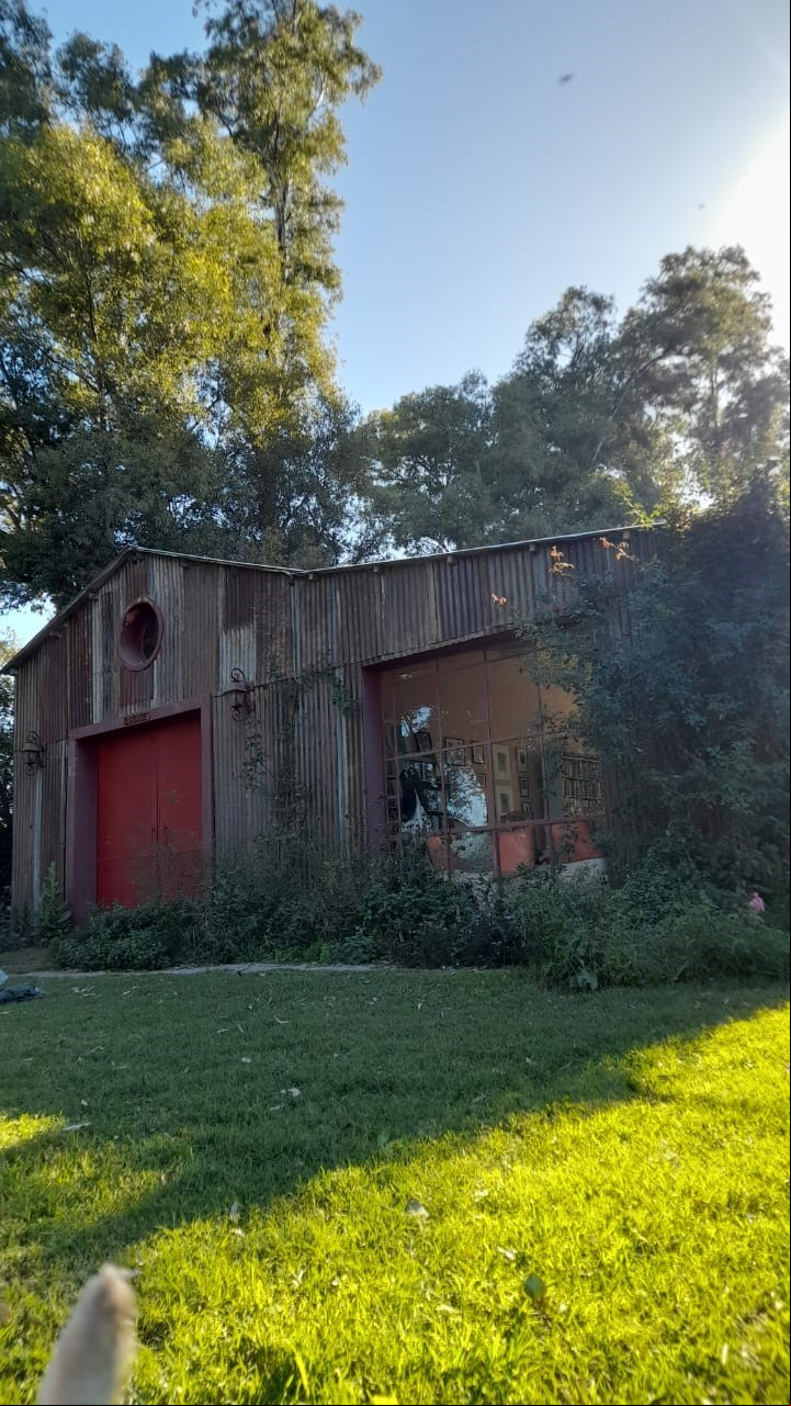 Librería Mastronardi (Zapiola), de Juan Pablo Correa.
