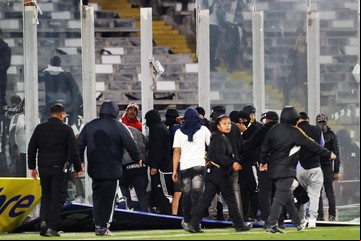 Imputan y separan de su cargo a un carabinero por la muerte de los dos hinchas de Colo Colo