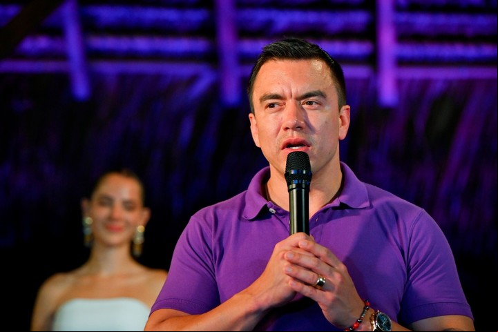 Daniel Noboa habla en la noche del domingo, tras su victoria. Foto: Bloomberg