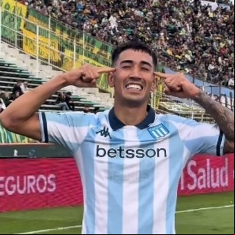 Racing hizo los deberes: con goles de Maravilla y Solari, le ganó 2-0 a Aldosivi y se metió en zona de playoffs