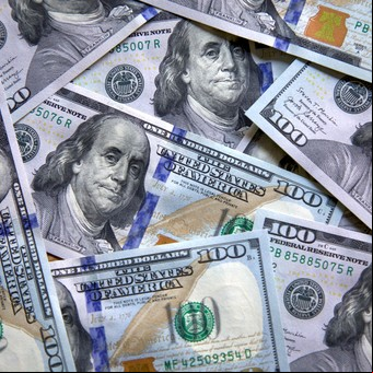 Con una oferta sostenida de divisas, el dólar se mantiene estable 