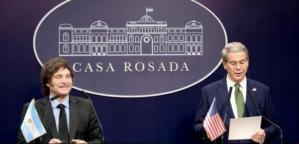 Bajar la inflación por otros métodos; alejarse de China; derrotar a Macri