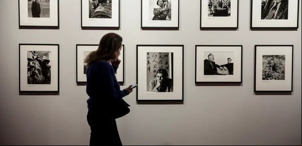 Robert Doisneau, más allá de la foto del beso ante el Ayuntamiento de París