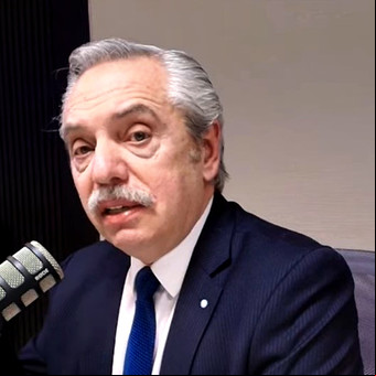 Exclusivo: revelan el contenido del celular de Alberto