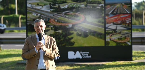 Jorge Macri se metió de lleno en campaña: dijo que Santoro es "el modelo kirchnerista", que Ramiro Marra "no presentó un proyecto" como legislador, y trató a Manuel Adorni de "soberbio"