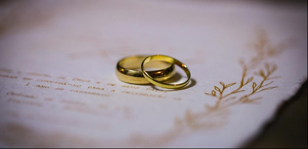 ¿Qué frases bonitas y originales puedo poner en una invitación de boda?