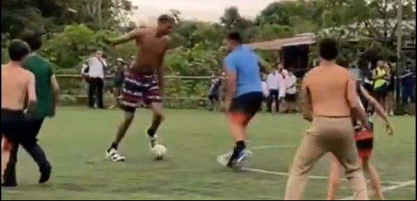 Victor Wembanyama, el gigante que también la rompe jugando al fútbol en Costa Rica mientras se recupera de una lesión para volver a la NBA