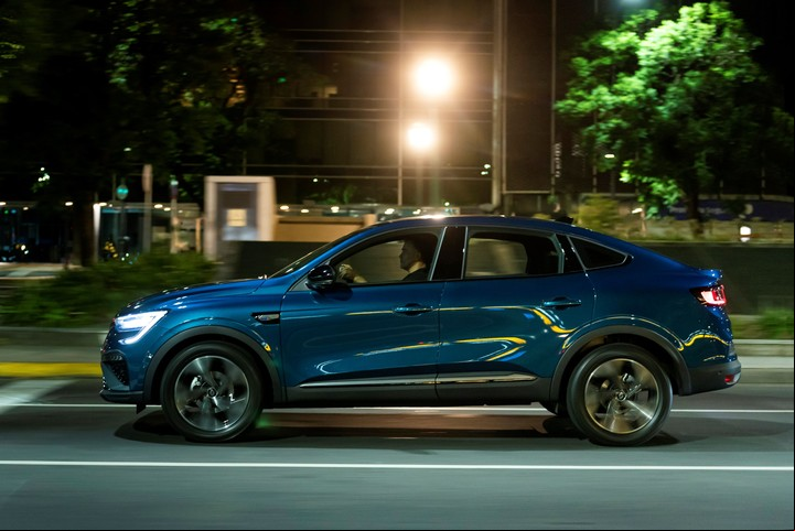 Muy buen comportamiento dinámico ofrece el Renault Arkana.