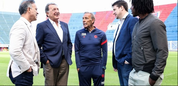 Más problemas en San Lorenzo: ahora cayó una nueva inhibición por una deuda con el volante uruguayo Diego Rodríguez