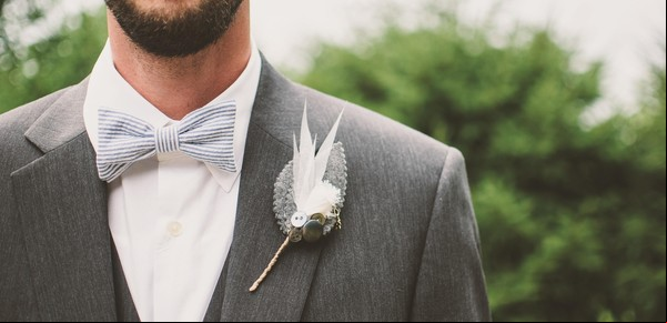 ¿Qué color de traje se puede llevar a una boda?