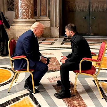 Tras su pelea a gritos en el Salón Oval, Trump se volvió a reunir con Zelenski antes del funeral del Papa Francisco en el Vaticano