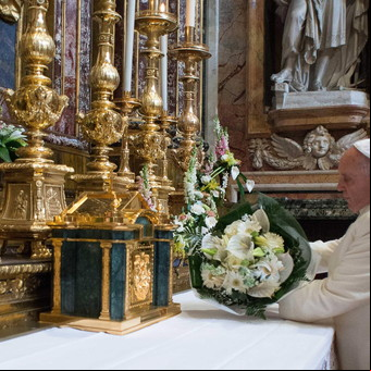 Según Francisco, antes de morir la virgen le dijo: "Prepara tu tumba"