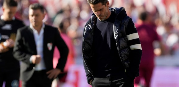 Gago y una derrota superclásica con River que colmó la paciencia en Boca: si no gana el Apertura, habrá final de ciclo
