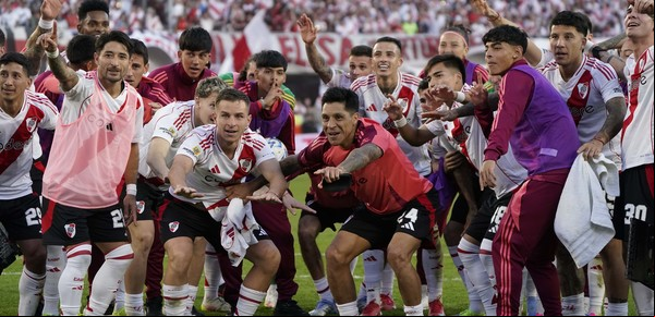 Así quedaron las tablas del Torneo Apertura 2025 de la Liga Profesional después del Superclásico: cómo son los cruces de octavos de final