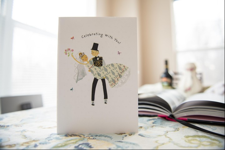 Las invitaciones pueden ser más o menos formales. También la frase elegida. Foto: Pixabay.