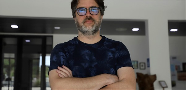 Guillermo Solovey: "Las personas más reflexivas son las mismas que en las redes sociales muestran más sesgo ideológico"