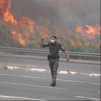 Devastador incendio forestal en Jerusalén: ya hay más de 20 heridos y Netanyahu advirtió que "el fuego puede alcanzar a la ciudad"