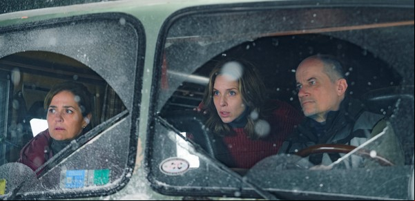 Autos en "El Eternauta": estos son los clásicos que acompañan a Darín en la serie de Netflix