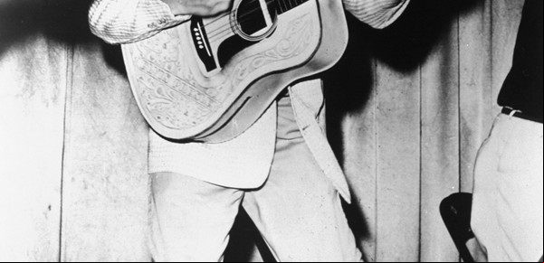 Heartbreak Hotel, la canción que sólo Elvis Presley aceptó cantar y que fue el primer rock and roll en llegar al primer puesto en ventas