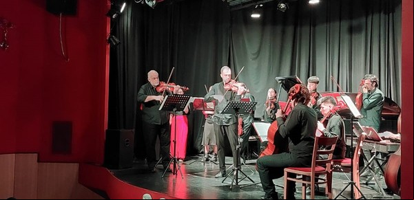 Una orquesta organizó un concierto a beneficio del conservatorio de Bahía Blanca