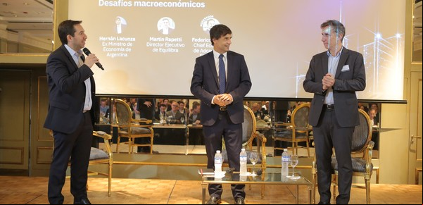 Menos "euforia canchera" y qué pasa con el dólar a $ 1.400: las miradas de dos economistas sobre la política del Gobierno