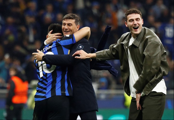 La alegría del Toro y el Pupi. Foto: REUTERS / Alessandro Garofalo.