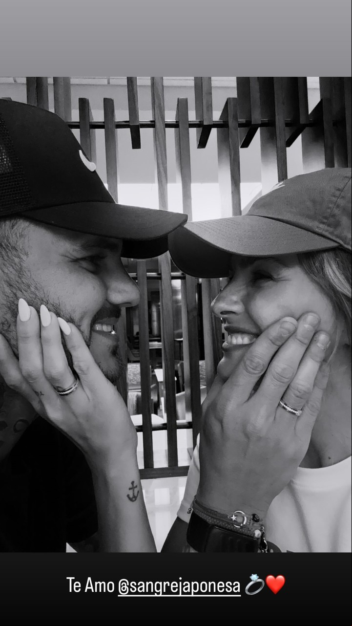 La foto de Mauro Icardi y La China Suárez usando la misma alianza. Foto: Instagram