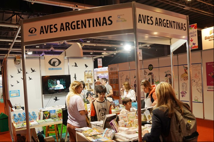 Stand Aves Argentinas. Foto: Martín Bonetto.