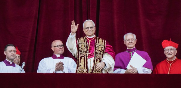 «Cumplió con todos los requisitos». El Papa León XIV superó un lastre: ser estadounidense.