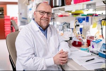 Pensó que la medicina no era para él y ahora está a la vanguardia de la lucha contra el cáncer de páncreas