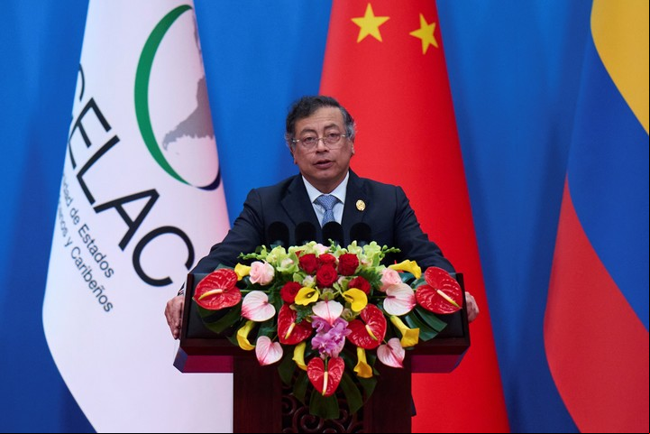 El presidente de Colombia Gustavo Petro durante su discurso en la inauguración del Foro China-CELAC Foto: (AP Photo/Andy Wong)
