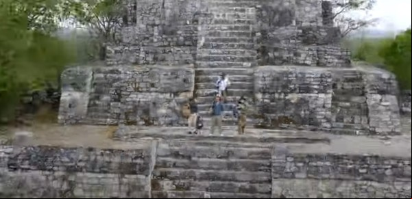 Polémica y demanda al youtuber Mr. Beast que grabó con drones templos de 2 mil años en México