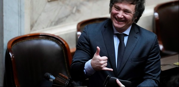 "Granja de votos socialista": el polémico mensaje contra Tierra del Fuego que compartió Javier Milei en sus redes 