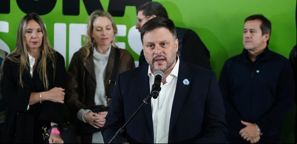 Elección en la Ciudad: Leandro Santoro falló con su estrategia de "desperonizar" la campaña y perdió otra vez