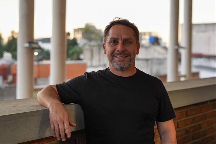 Entrevista a Pablo Descalzo, Intendente del Municipio de Ituzaingó.
Foto Santiago García Díaz