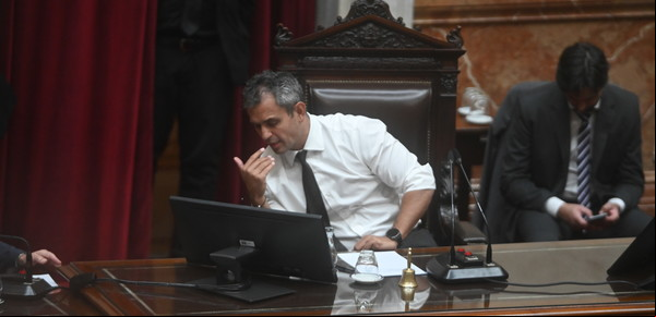 Diputados: la oposición busca asestarle mañana un golpe a Milei y el Gobierno presiona para que la sesión fracase